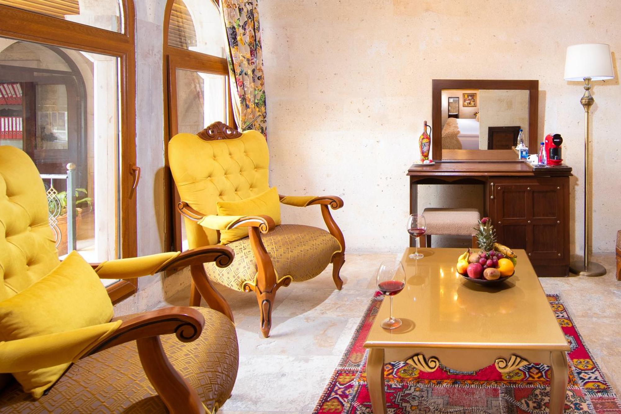 Cappadocia Pegasos Cave Suite Hotel Uchisar Exterior photo